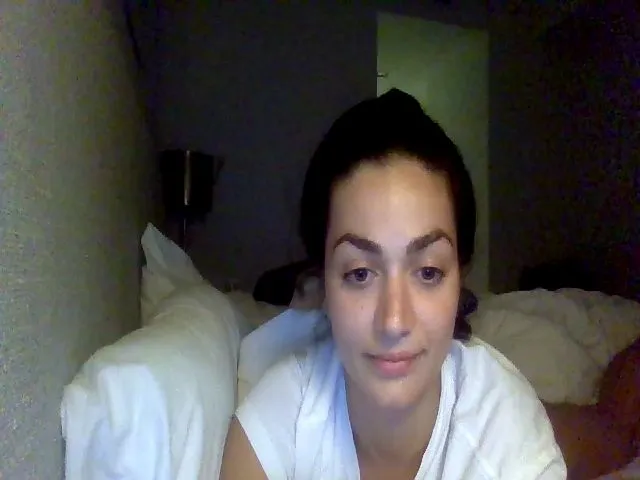 Live sex webcam photo for Diva_Roselena #264701934