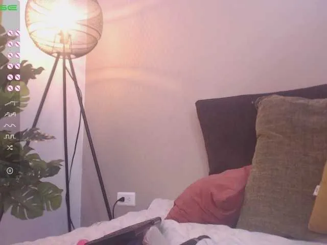 Live sex webcam photo for sophia-grants #256180573