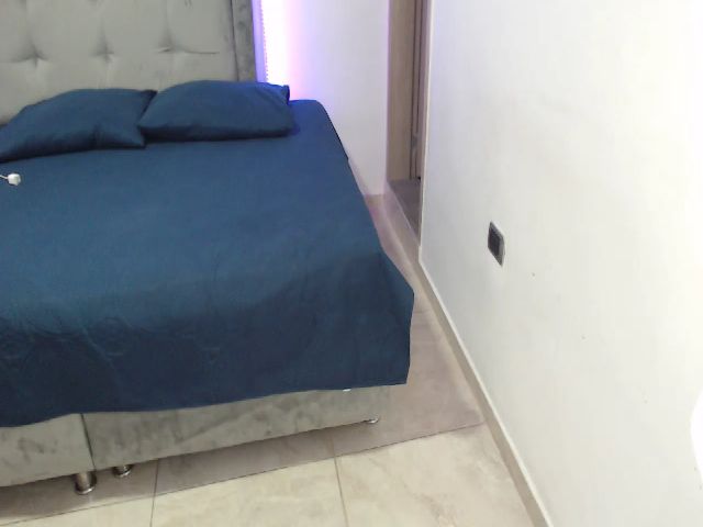 Live sex webcam photo for Noha_24_ #264892880