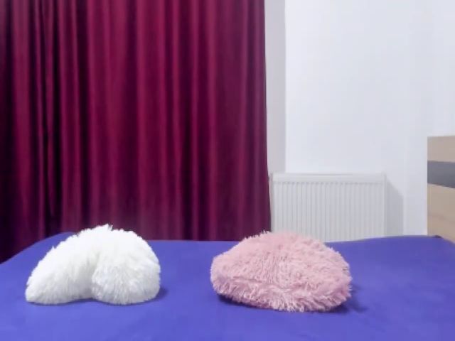 Live sex webcam photo for SylvieMilf #257018063