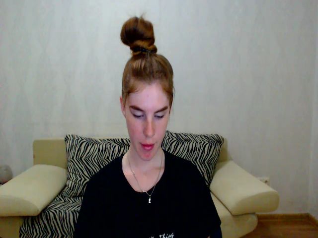 Live sex webcam photo for Vesnyshka #255717557