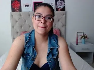 Live sex webcam photo for Jannalove1 #240579140