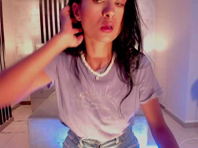 Live sex webcam photo for ConnieAddams1 #264597090