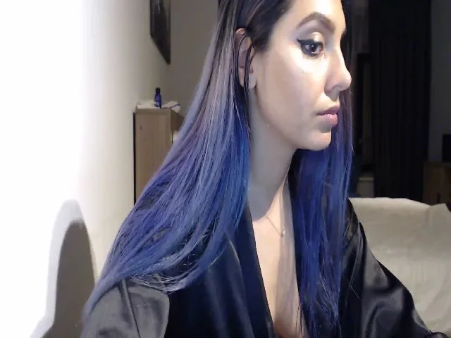 Live sex webcam photo for SoniaBlake #253915350