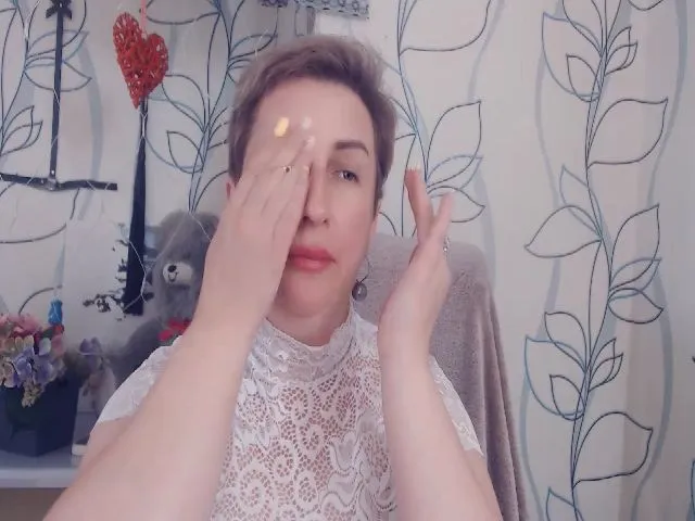 Live sex webcam photo for DepravedMadam #262000219