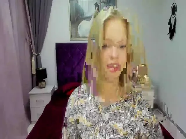 Live sex webcam photo for PinkieTease #258528728