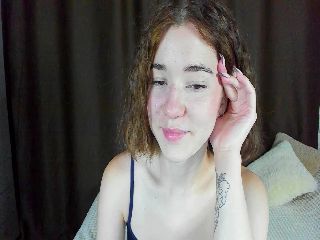 Live sex webcam photo for JenniferHardy #252114038