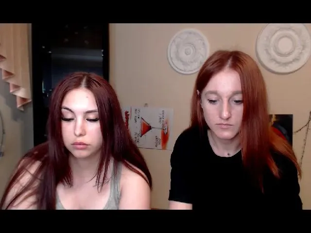 Live sex webcam photo for BeautiAmber #258118467