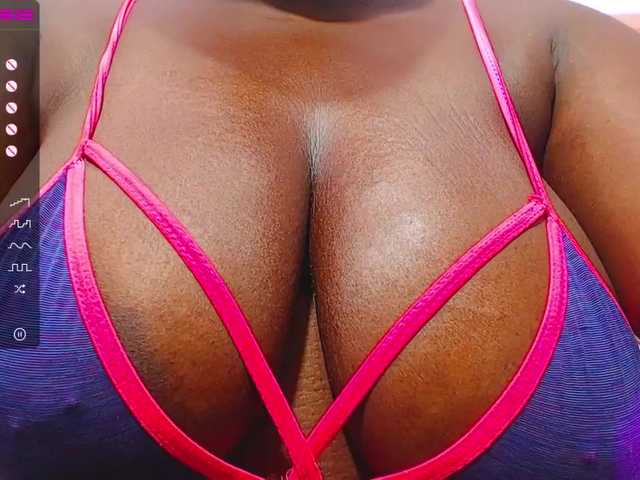 Live sex webcam photo for sarayjackson #263394679