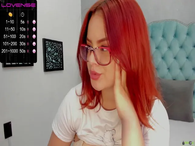 Live sex webcam photo for Esmeralda_R #263284261