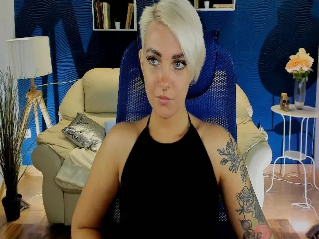 Live sex webcam photo for AkioTy #252389522