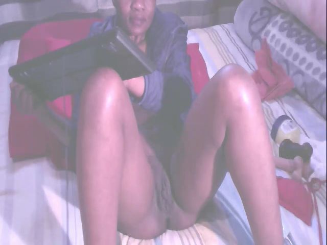 Live sex webcam photo for Sexybooty85 #257447068