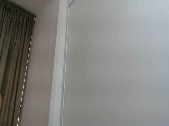 Live sex webcam photo for Lupita_hot3 #258747393