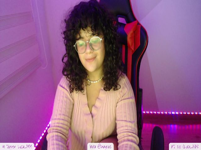 Live sex webcam photo for Isabela_1 #255035619