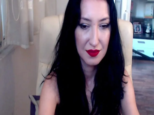 Live sex webcam photo for MistressNadia #264766048