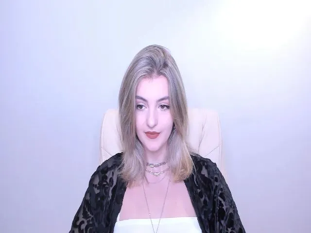 Live sex webcam photo for HelelGretta #252594984
