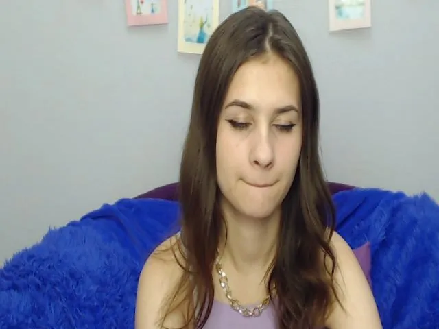 Live sex webcam photo for BonnyHill #257681298