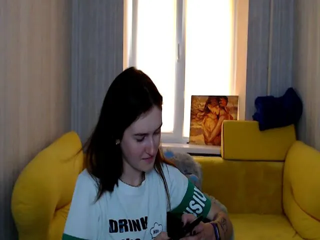 Live sex webcam photo for Honey_dream #260546152