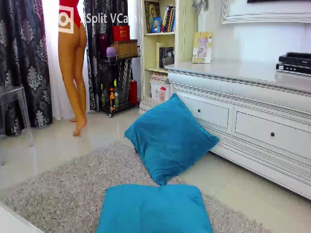 Live sex webcam photo for Miss_Emm #260562162