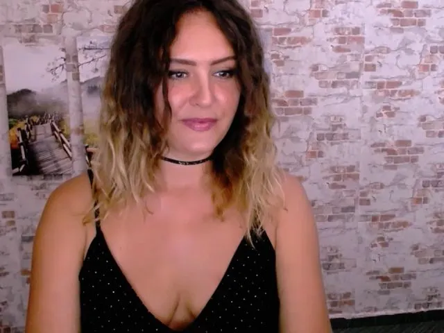 Live sex webcam photo for Noreya #254232445