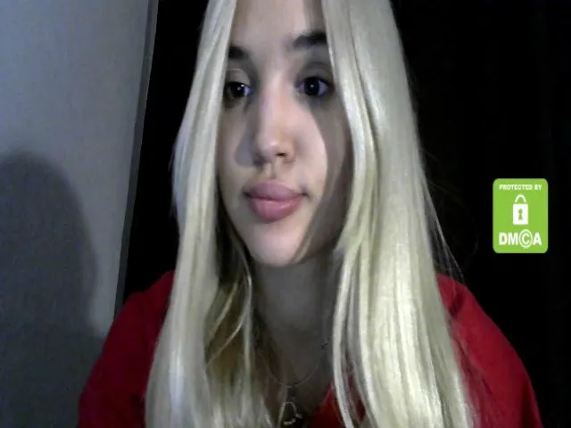 Live sex webcam photo for MyyDream #257144790
