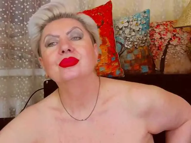 Live sex webcam photo for PoshLadyx #241187894