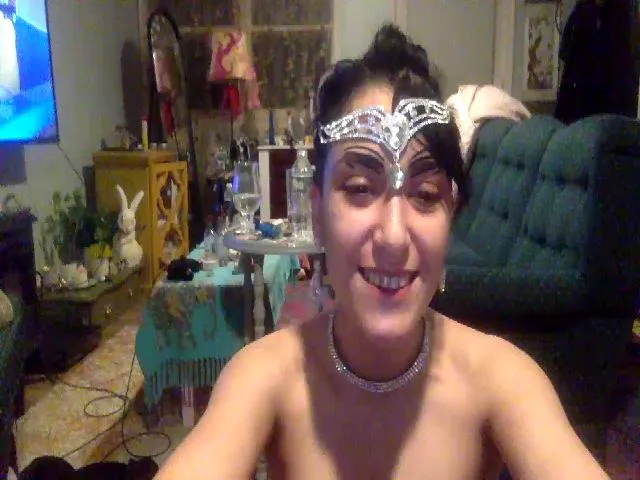 Live sex webcam photo for BunniBunni #261142078