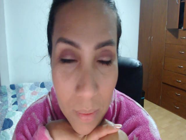 Live sex webcam photo for Gaby_blue #253245690