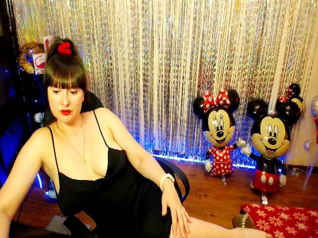 Live sex webcam photo for x_MissMia_x #255672784