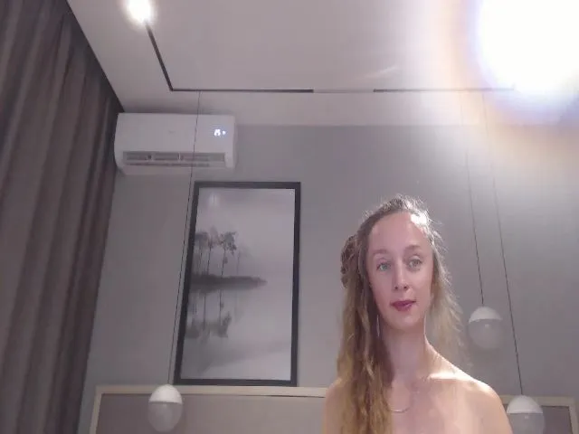 Live sex webcam photo for Innocent_Miss #254580940