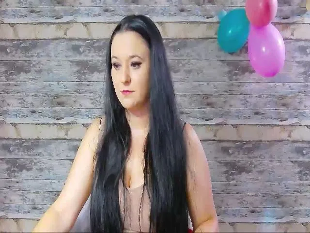 Live sex webcam photo for SensualCrissa #254394713