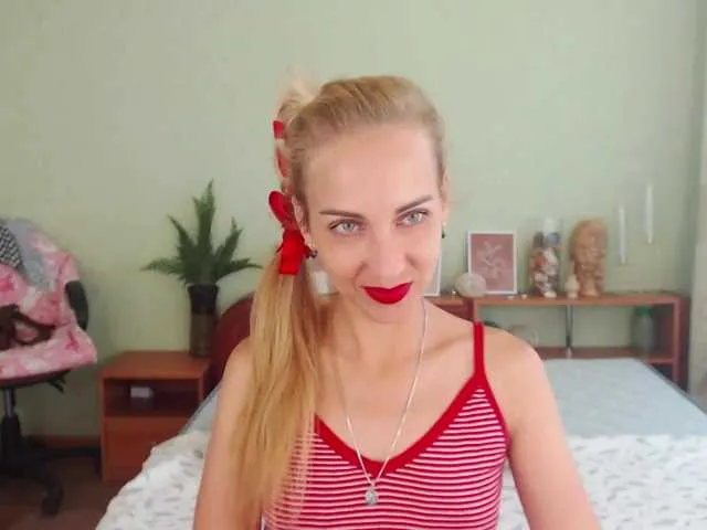 Live sex webcam photo for AdelinJensen #254041548