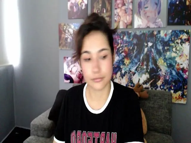 Live sex webcam photo for Jade_leon_ #254570949