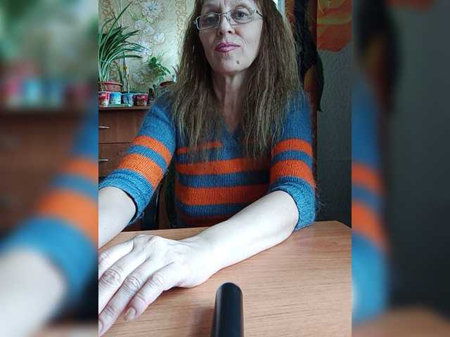 Live sex webcam photo for Sonya48 #241317545