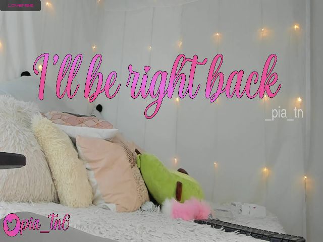 Live sex webcam photo for Pia_tn #260241284