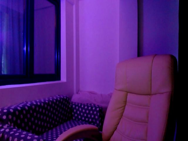 Live sex webcam photo for ANAzingERICKA #252395863