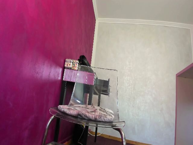 Live sex webcam photo for SonyaHailey #262571215