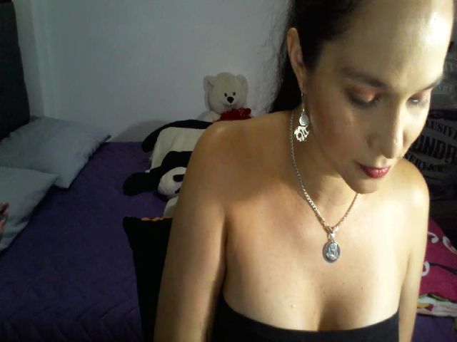 Live sex webcam photo for Sofiahenao #252295620