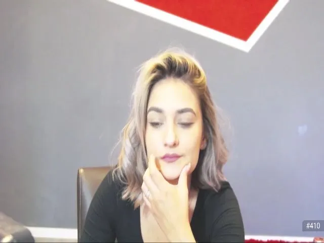 Live sex webcam photo for SecretAmber #254494066