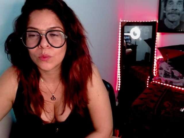 Live sex webcam photo for jadde30 #241064452