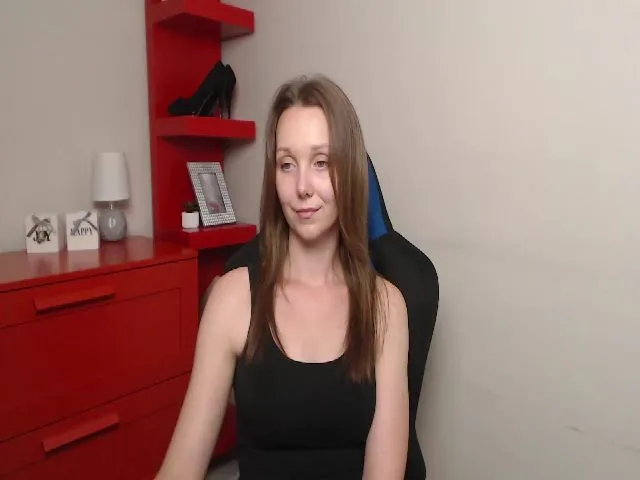 Live sex webcam photo for Little_ZOE #254111947