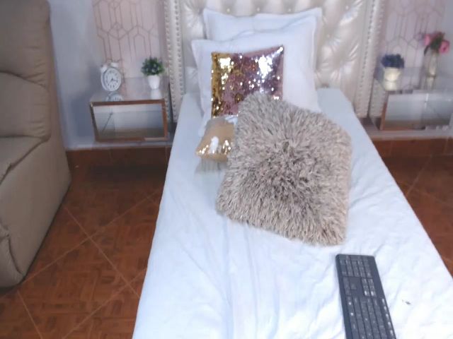 Live sex webcam photo for Rouse_bennett #264726175