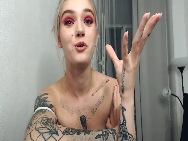 Live sex webcam photo for Karlee_Sweet #260150266