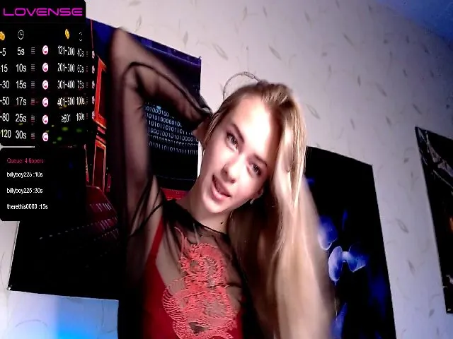 Live sex webcam photo for AnnWettie #264132096