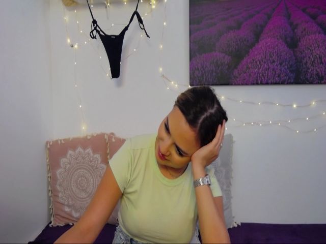 Live sex webcam photo for Lexilicious_ #259904200