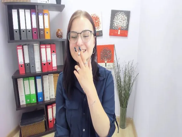 Live sex webcam photo for EvaMild #258352436