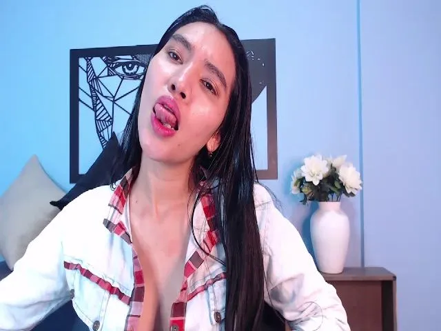 Live sex webcam photo for Alanna_Brown #261581227