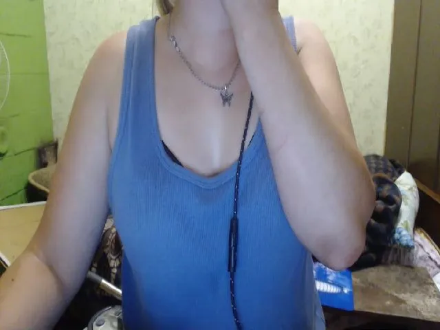 Live sex webcam photo for xxx_butterfly #252618532