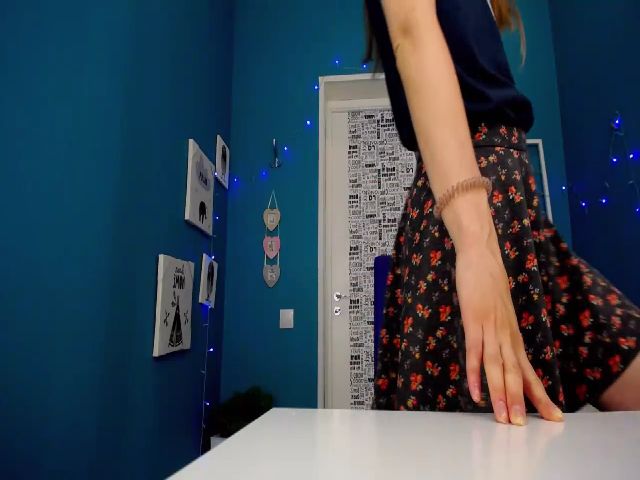 Live sex webcam photo for JennyLovelyS #255555003