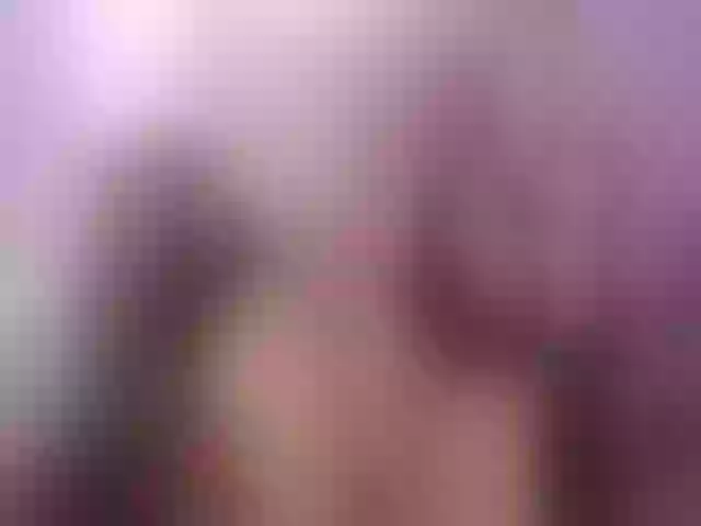 Live sex webcam photo for Sophie_pink18 #256983185